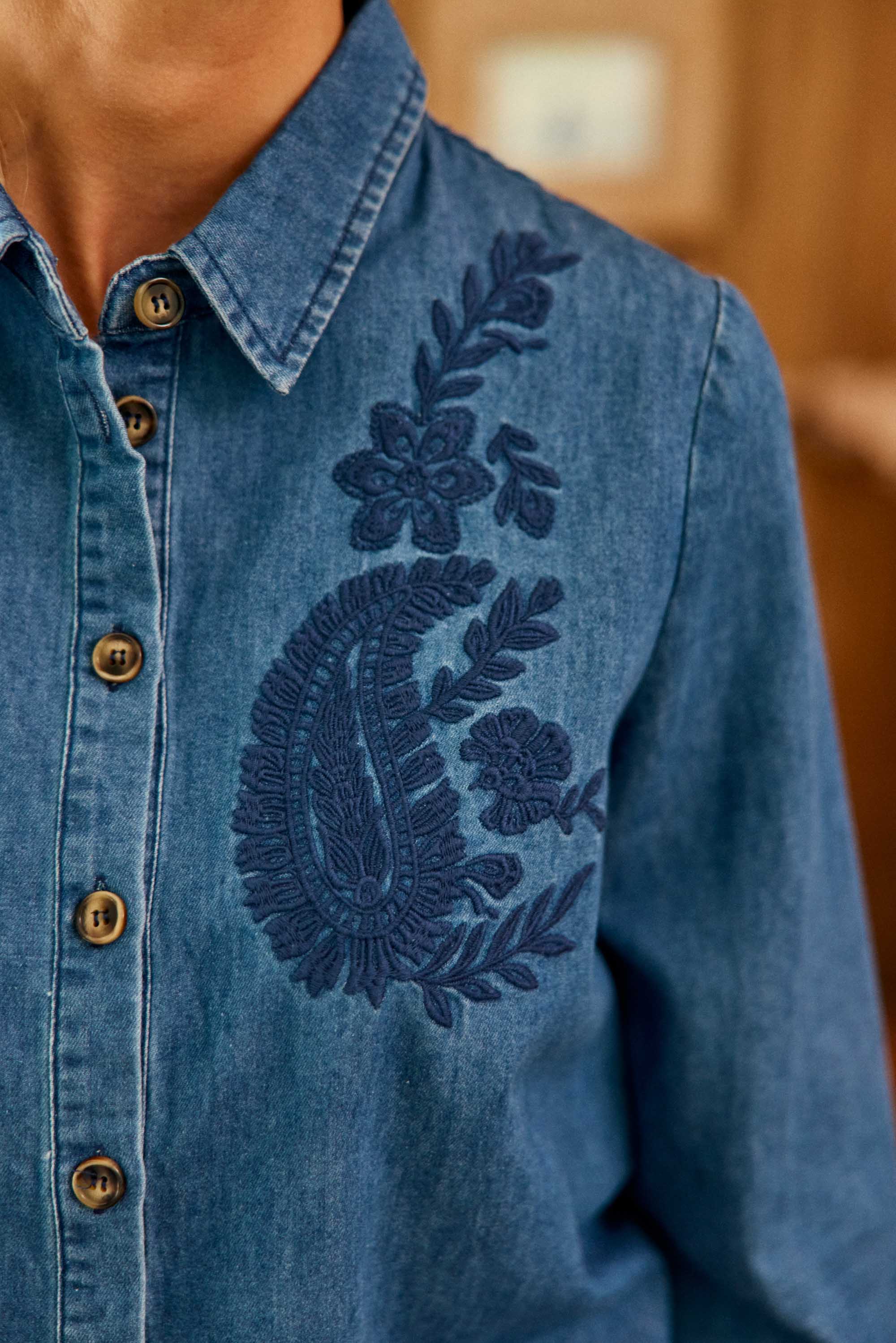 Chemise brodée stone - Clovy